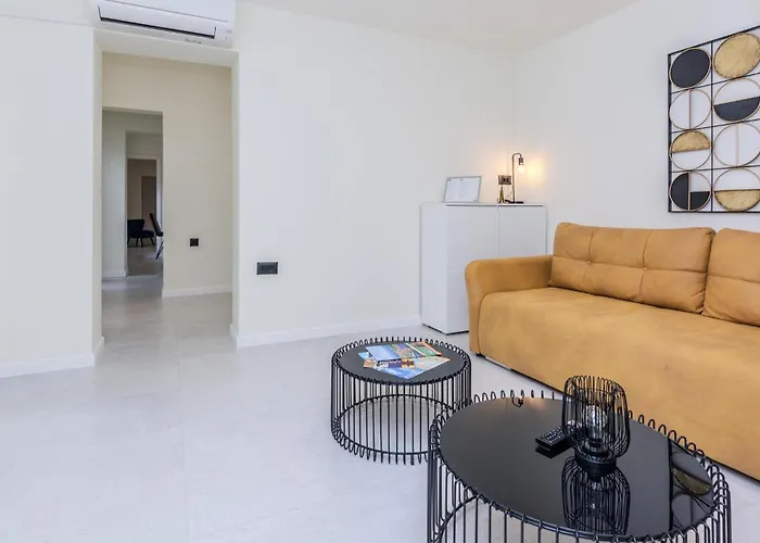 شقة Cozy In With Wifi