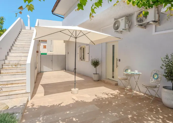 Cozy In With Wifi نين